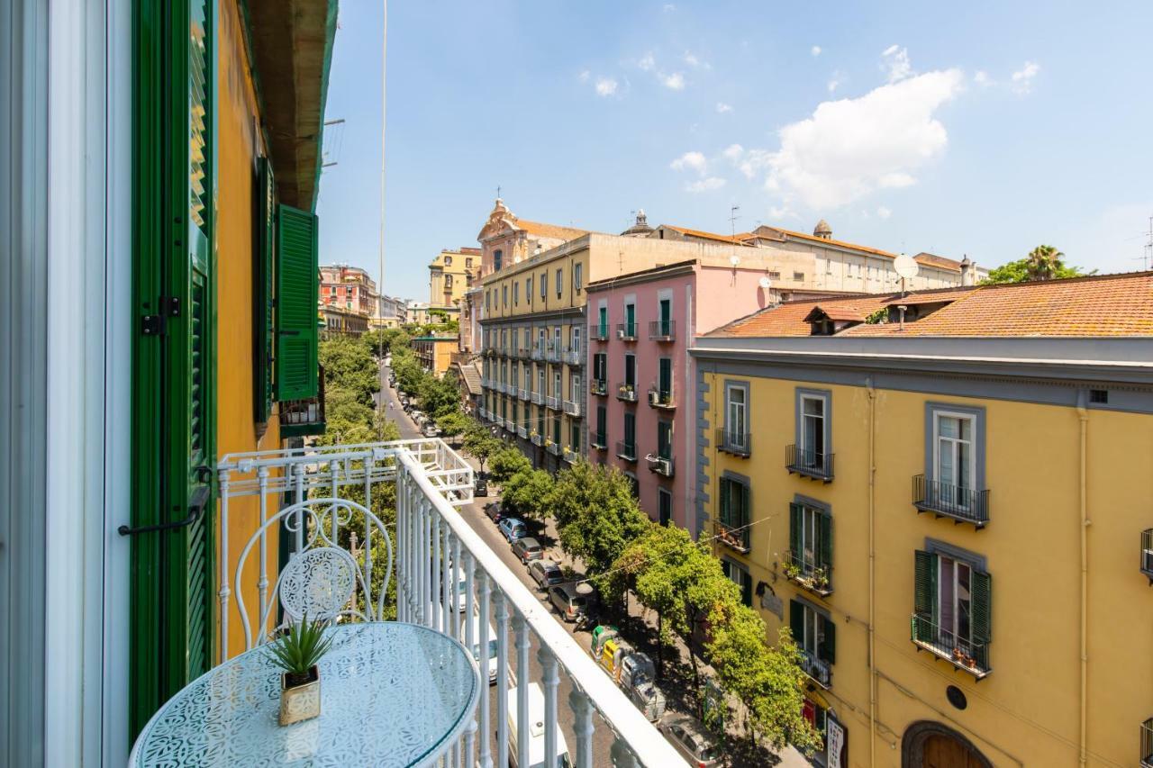B&B Napoli Holidays Eksteriør bilde